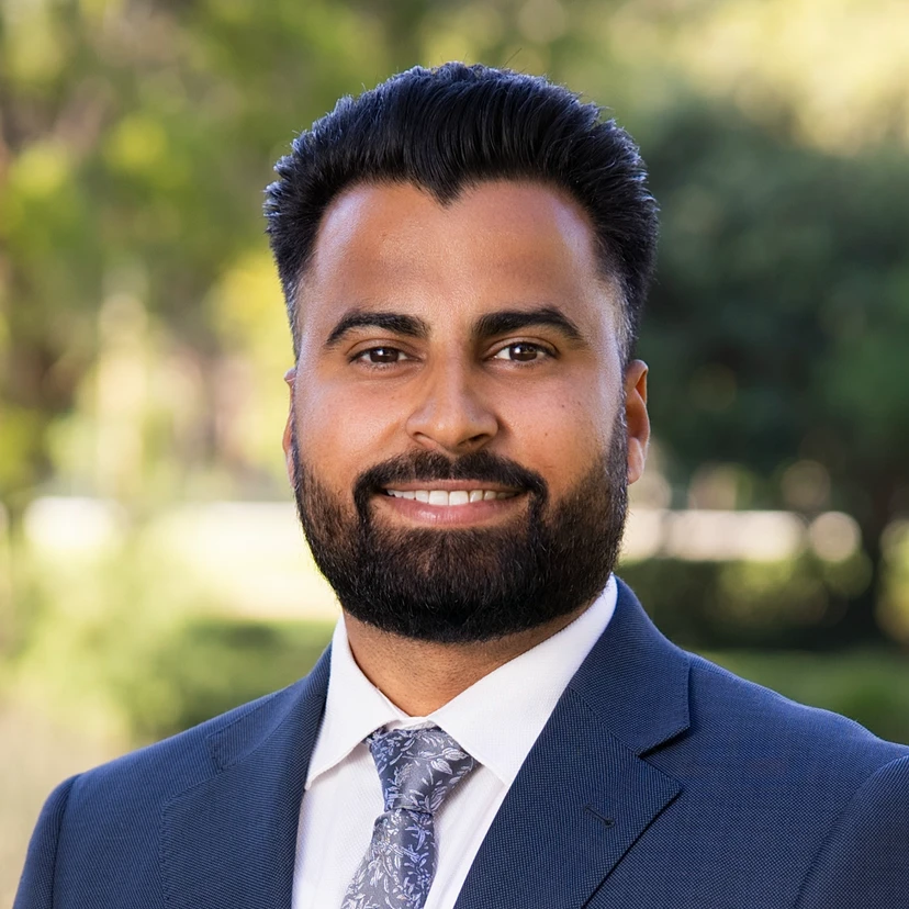 Jasvir  Gill - Real Estate Agent