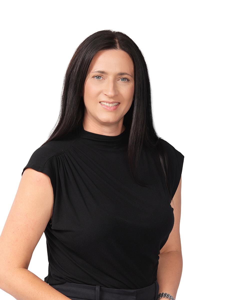 Belinda  Woodburn - Real Estate Agent