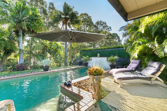 5 Donegal Court, Banora Point, NSW 2486