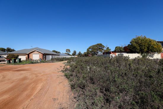 5 Foote Place, Whyalla Stuart, SA 5608