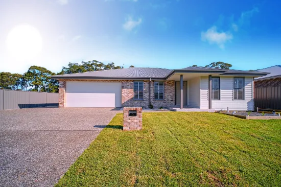 5 Laguna Court, Black Head, NSW, 2430