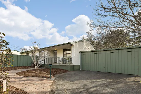 5 Lee Place, Macgregor, ACT, 2615