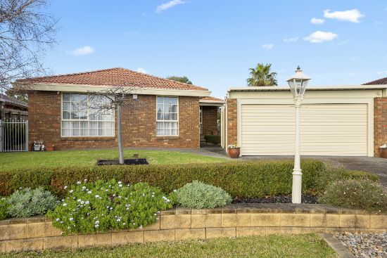 5 Lillee Close, Wantirna South, Vic 3152