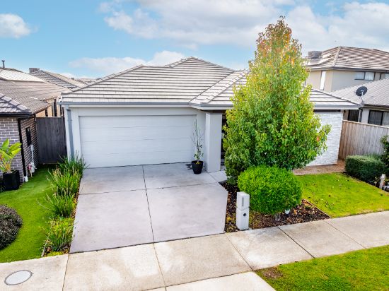 5 Panther Close, Clyde North, Vic 3978