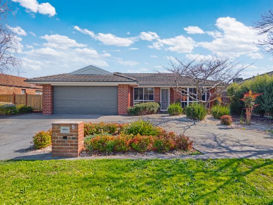 5 Retreat Circuit, Beaconsfield, Vic 3807