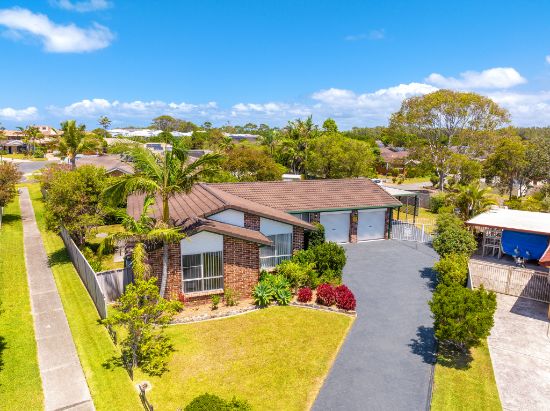 5 Tandara place, Forster, NSW 2428
