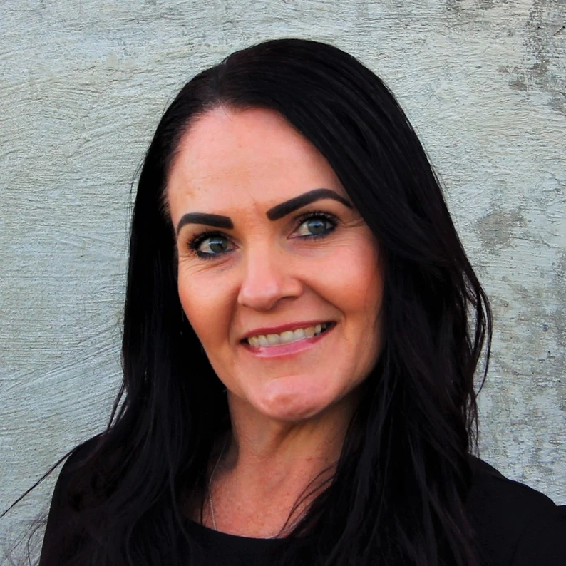 Karen Morris - Real Estate Agent