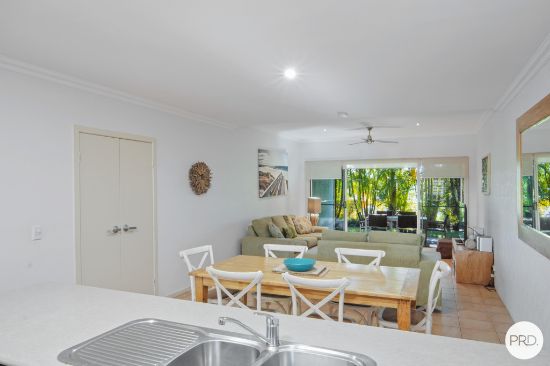 52/2 Beaches Village Circuit, Agnes Water, Qld 4677