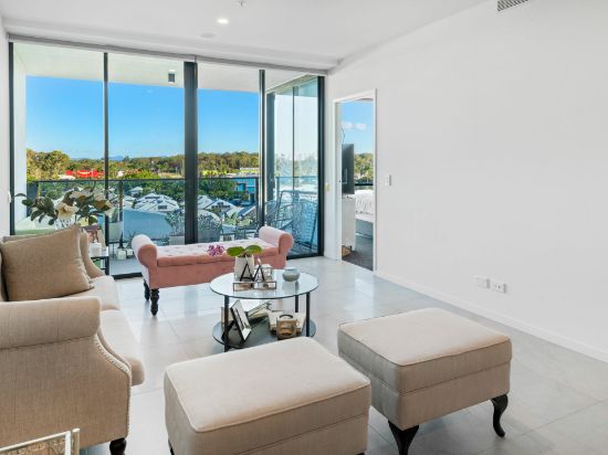 5410/5 Harbour Side Court, Biggera Waters, Qld 4216