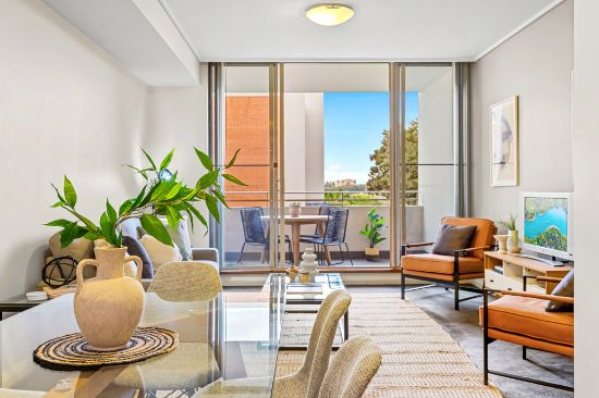 542/2 The Crescent, Wentworth Point, NSW 2127