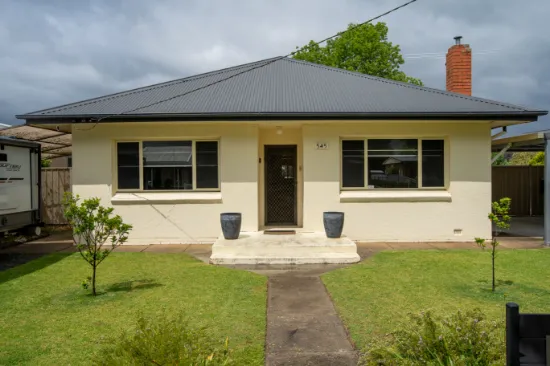 545 Comans Ave, Lavington, NSW, 2641