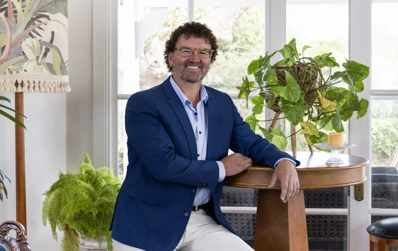 Carlos Peters - Real Estate Agent