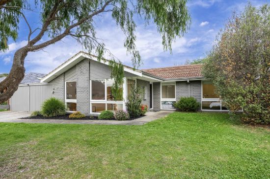 55 Arnold Drive, Chelsea, Vic 3196