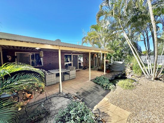55 Orchid Drive, Moore Park Beach, Qld 4670