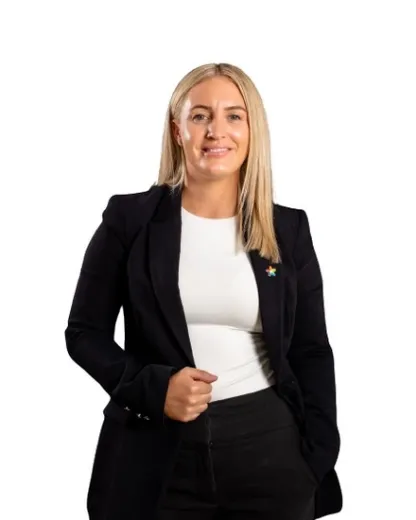 Jessica Grant - Real Estate Agent at Professionals - St Marys & Erskine Park