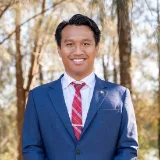Victor LY - Real Estate Agent From - Professional Agency Group - CANLEY HEIGHTS