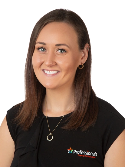 Sharni Batley - Real Estate Agent