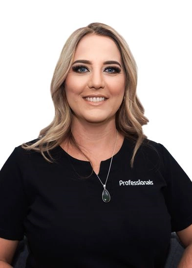 Larissa Todd - Real Estate Agent