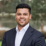 Deen  Zane - Real Estate Agent From - Professionals - Taylors Lakes