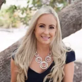 Clare  Robins - Real Estate Agent From - Ray White - Deception Bay