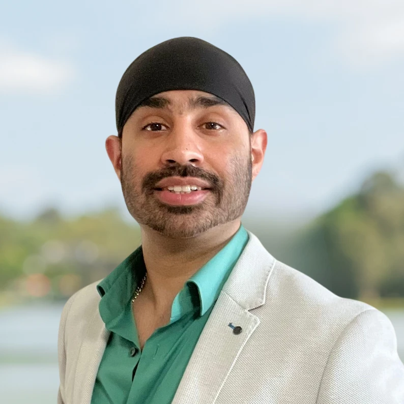Manu Singh - Real Estate Agent