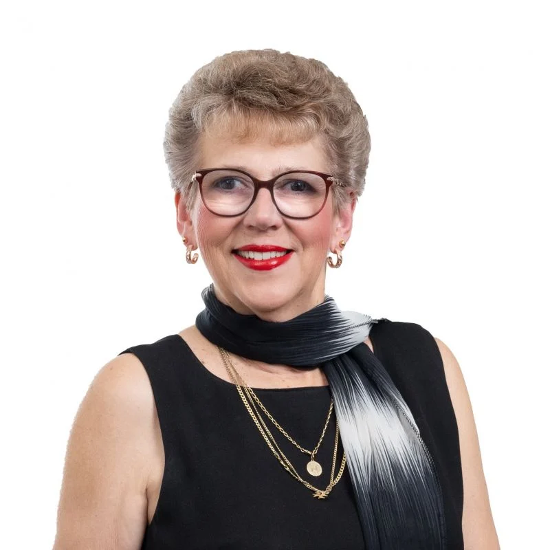 Lyn Conley - Real Estate Agent