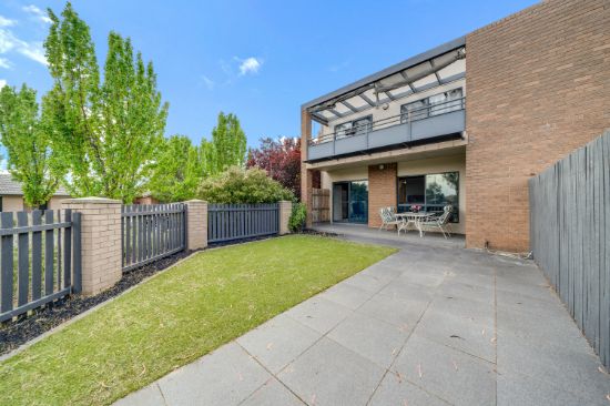 6/4 Jeff Snell Crescent, Dunlop, ACT 2615