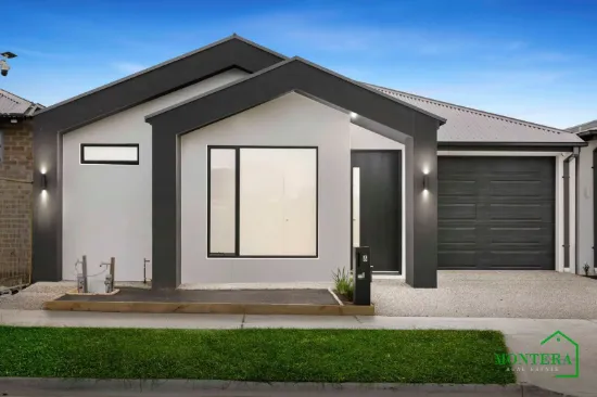 Stylish Family Living with a Touch of Luxury