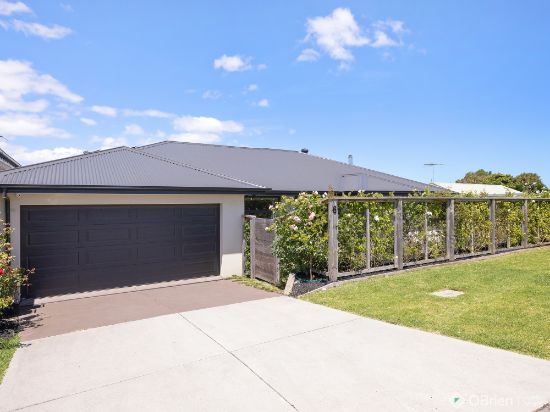 6 Baker Street, Cowes, Vic 3922