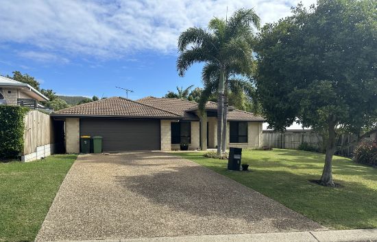 6 Barrington Court, Pacific Heights, Qld 4703