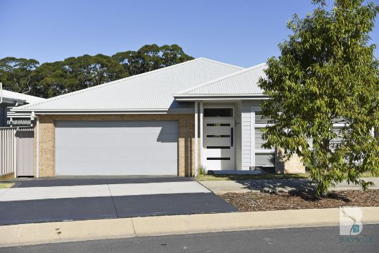 6 Birkdale Circuit, Sussex Inlet, NSW 2540