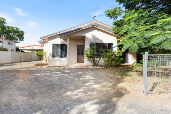 6 Carbeen Place, Emerald, Qld 4720
