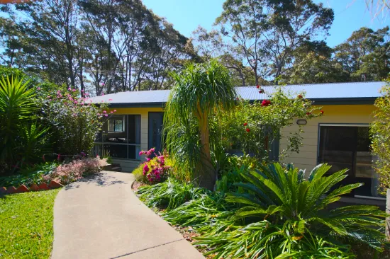 6 Cole Crescent, Narooma, NSW, 2546