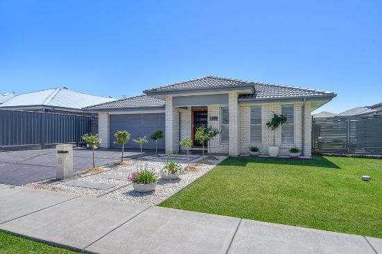 6 Conquest Close, Rutherford, NSW 2320