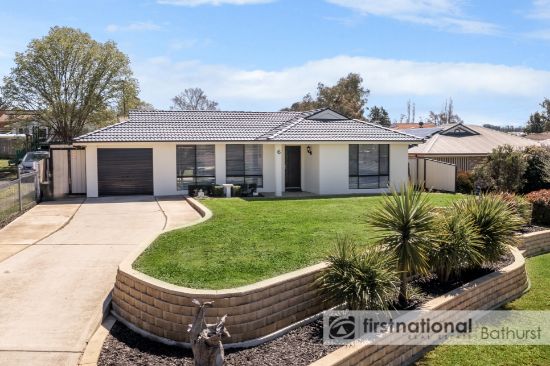 6 Elm Place, Kelso, NSW 2795
