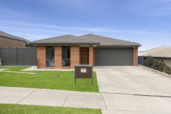 6 Enfield Street, Casey, ACT 2913