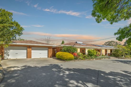 6 Granville Close, Greenleigh, NSW 2620