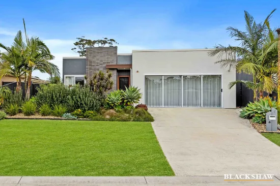 6 Griffiths Run, Broulee, NSW, 2537
