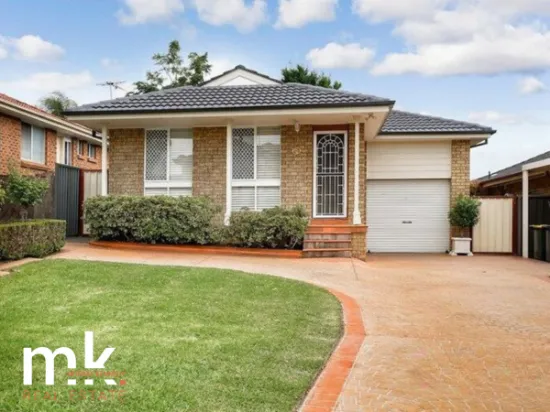 6 Holman Pl, St Helens Park, NSW, 2560