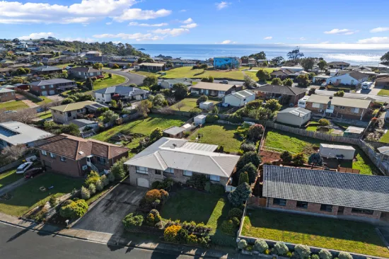 6 Jackson Avenue, West Ulverstone, TAS, 7315