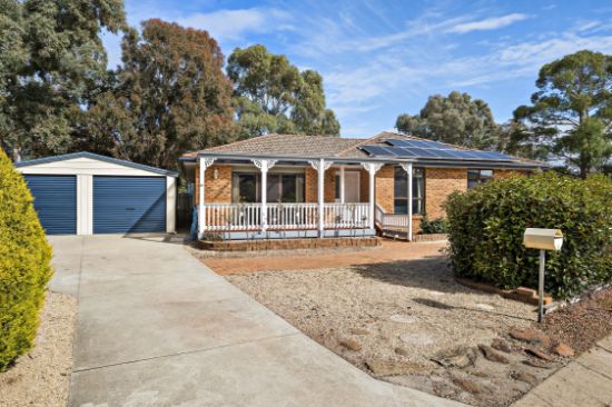 6 Mudie Place, Charnwood, ACT 2615