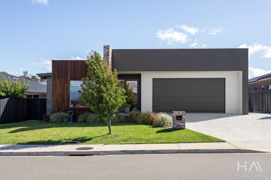 6 Parkfield Drive, Youngtown, Tas 7249