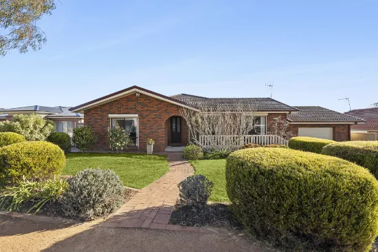 6 Priestley Place, Florey, ACT, 2615