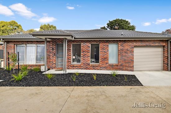 6 Riverside Place, Brown Hill, Vic 3350