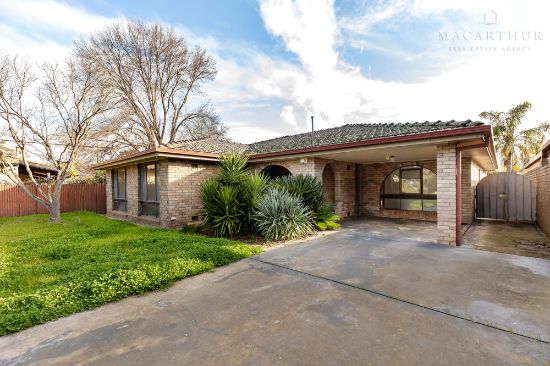 60 Graham Street, Lake Albert, NSW 2650