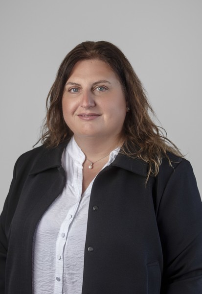 Maria Aram - Real Estate Agent