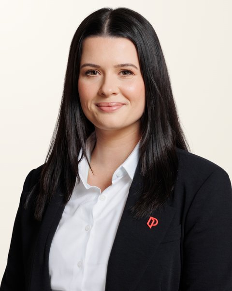 Abbey Fisher - Real Estate Agent