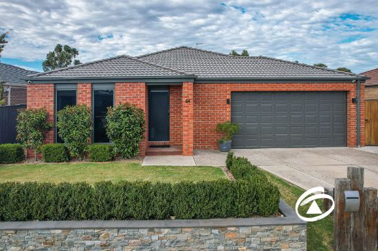 64 Greendale Boulevard, Pakenham, Vic 3810