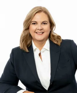 Cara Bergmann - Real Estate Agent Cara Bergmann - Real Estate Agent