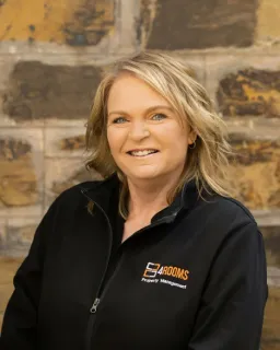 Leanne  Loretto - Real Estate Agent